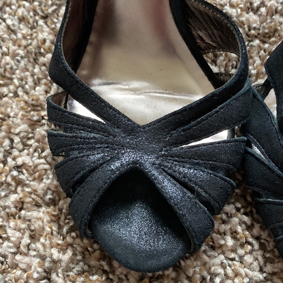 Gorgeous BCBG Black Pumps - Picture 2 of 8